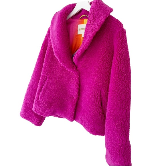 Apparis • Fiona Sherpa Short Jacket - Picture 12 of 14